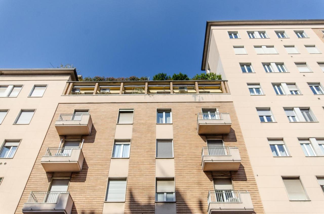 Schiaparelli 4 Apartment Milan Bagian luar foto